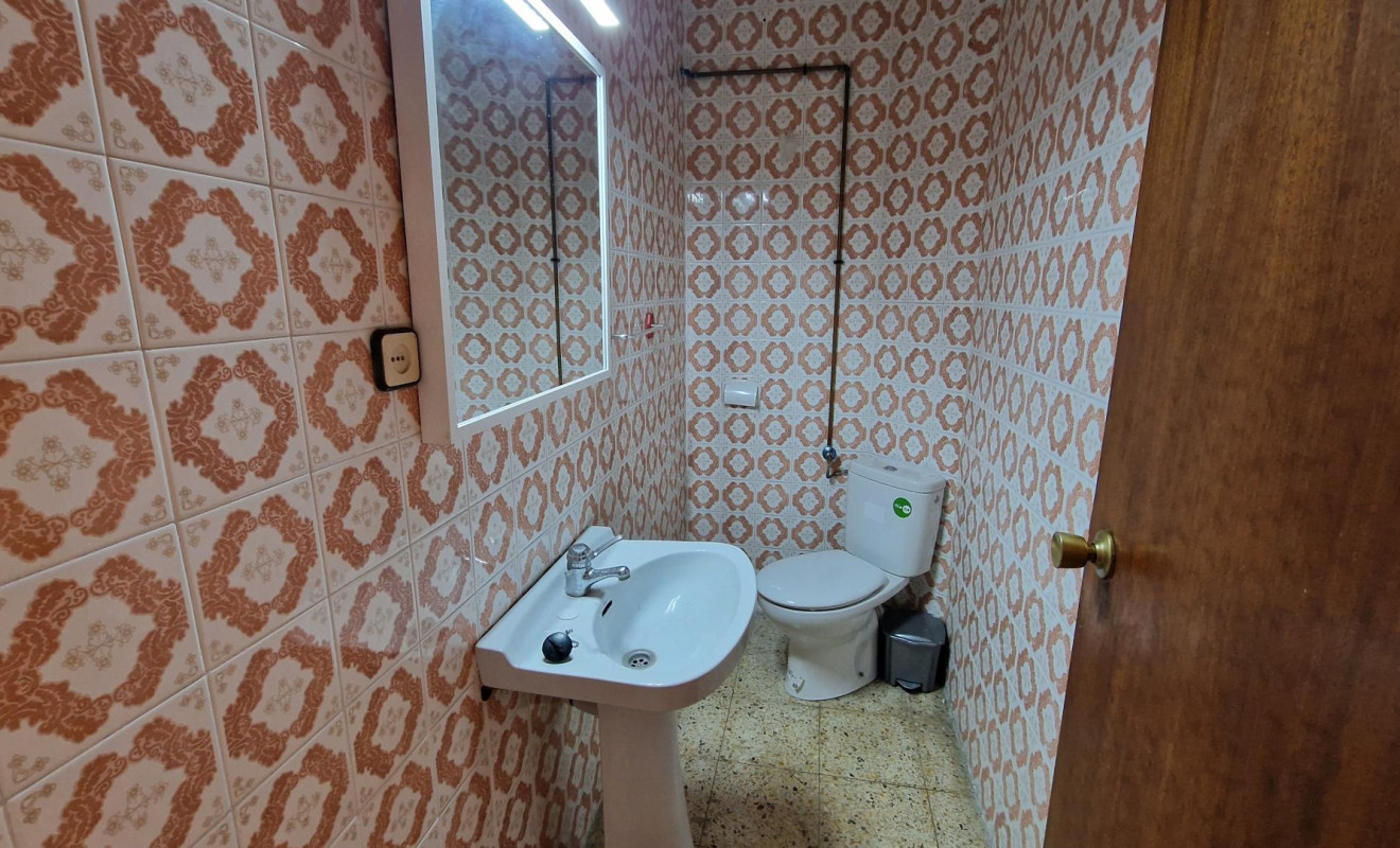 Reventa - Apartamento / piso - Hospitalet de Llobregat, l - Collblanc