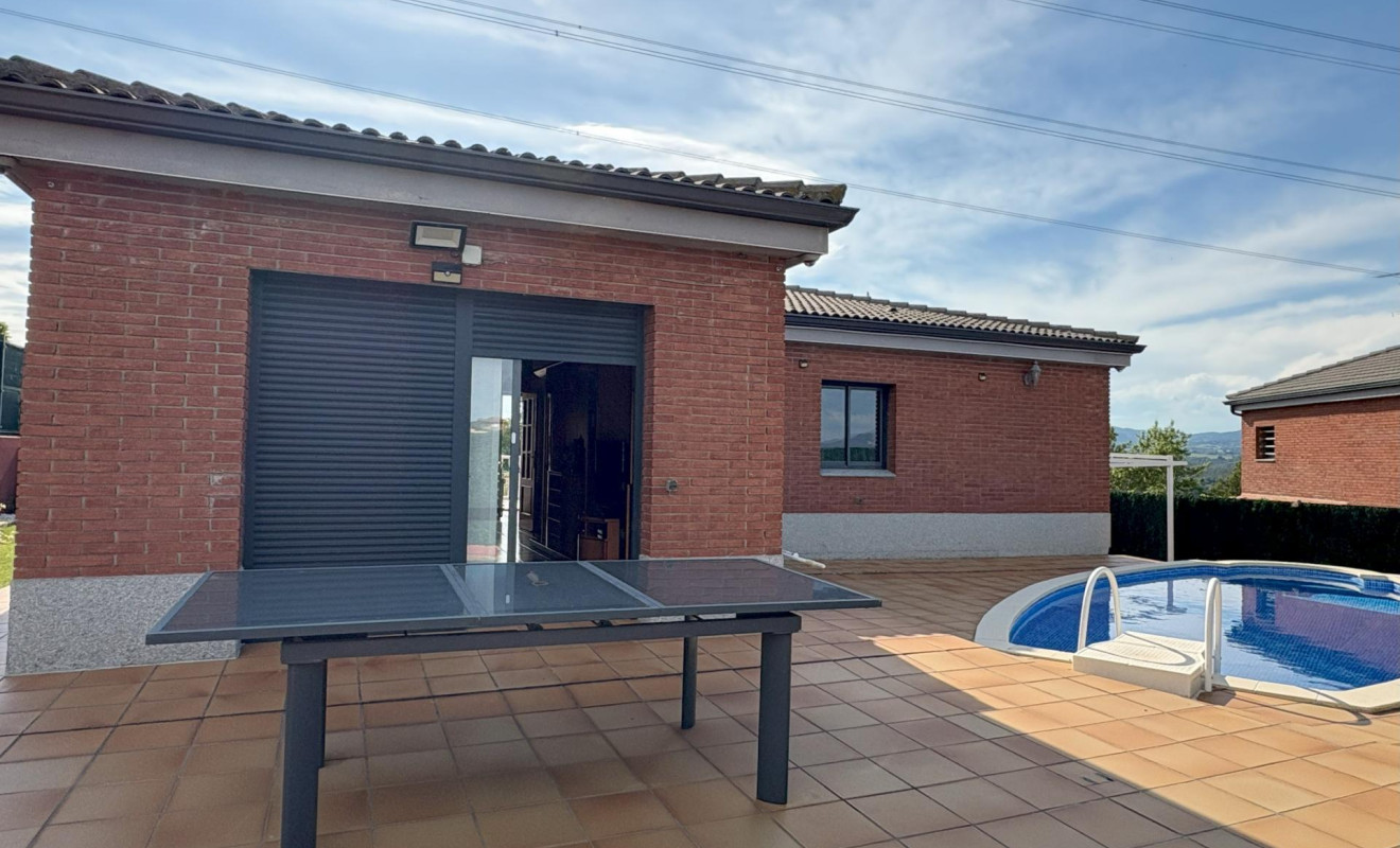 Resale - Villa - Masquefa