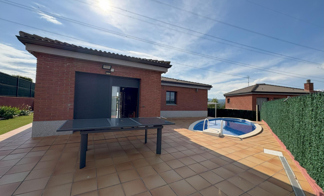 Resale - Villa - Masquefa