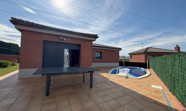 Resale - Villa - Masquefa