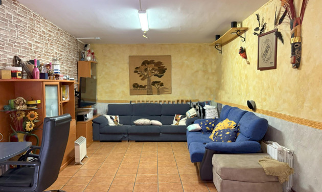 Resale - Villa - Masquefa