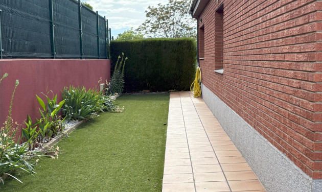 Resale - Villa - Masquefa