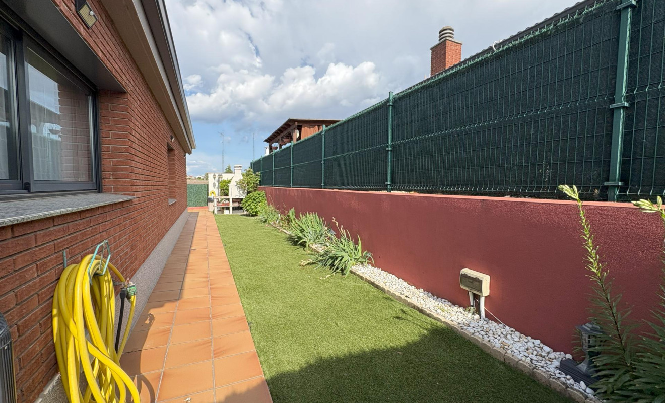Resale - Villa - Masquefa