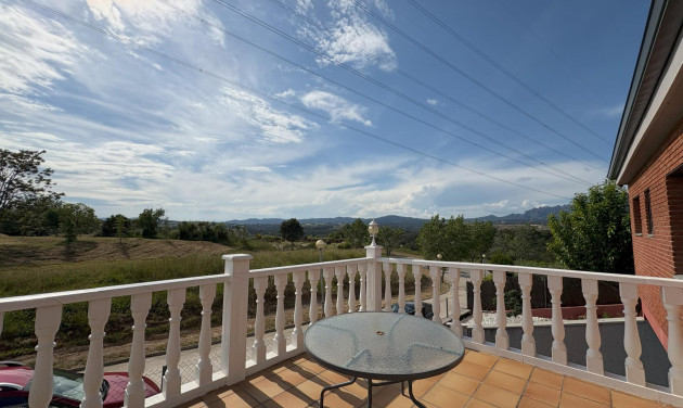 Resale - Villa - Masquefa