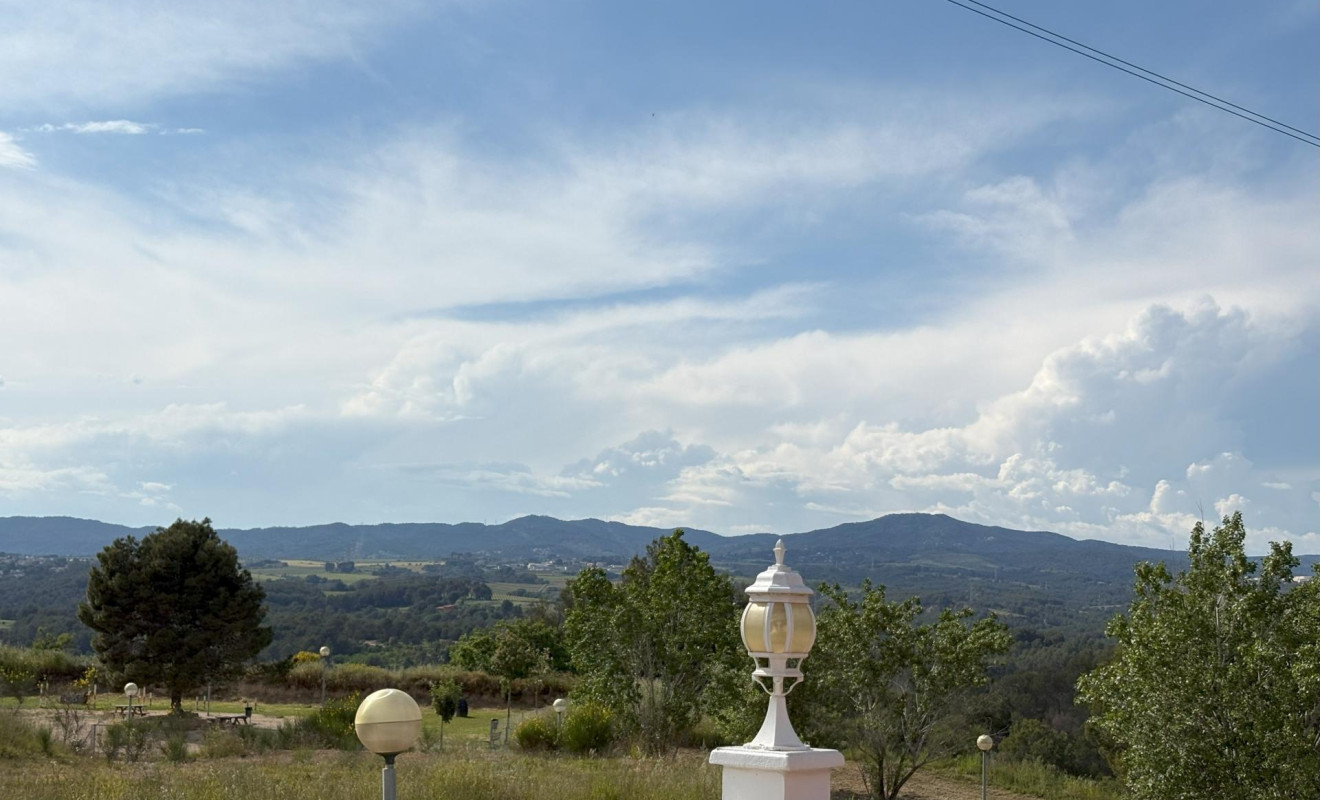 Resale - Villa - Masquefa