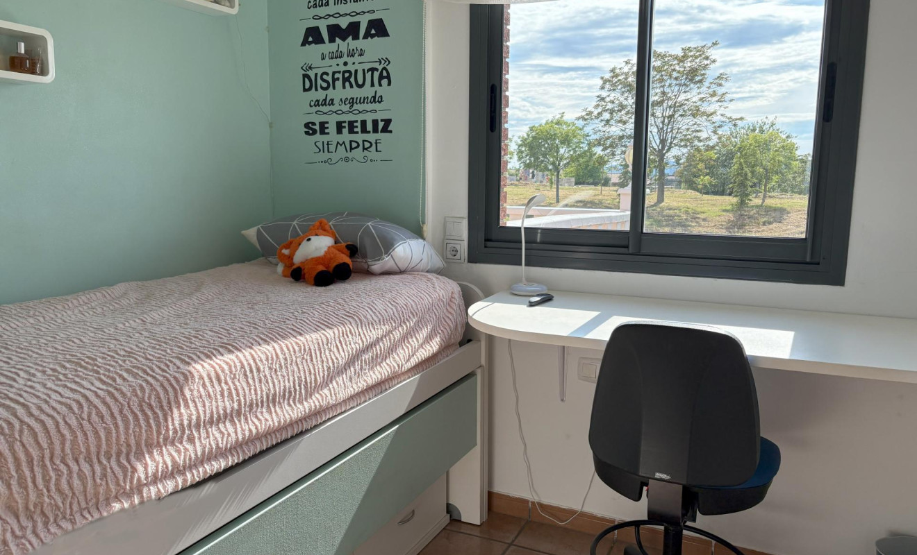 Resale - Villa - Masquefa