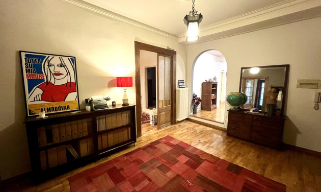 Reventa - Apartamento / piso - Barcelona - Ciutat Vella / Sant Pere