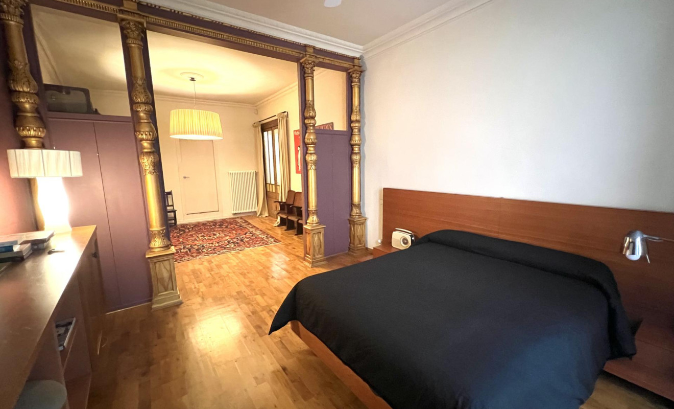 Reventa - Apartamento / piso - Barcelona - Ciutat Vella / Sant Pere