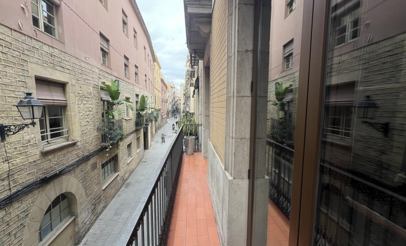 Reventa - Apartamento / piso - Barcelona - Ciutat Vella / Sant Pere
