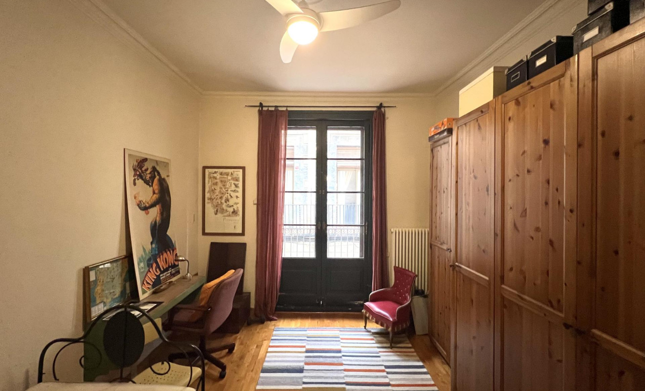 Reventa - Apartamento / piso - Barcelona - Ciutat Vella / Sant Pere