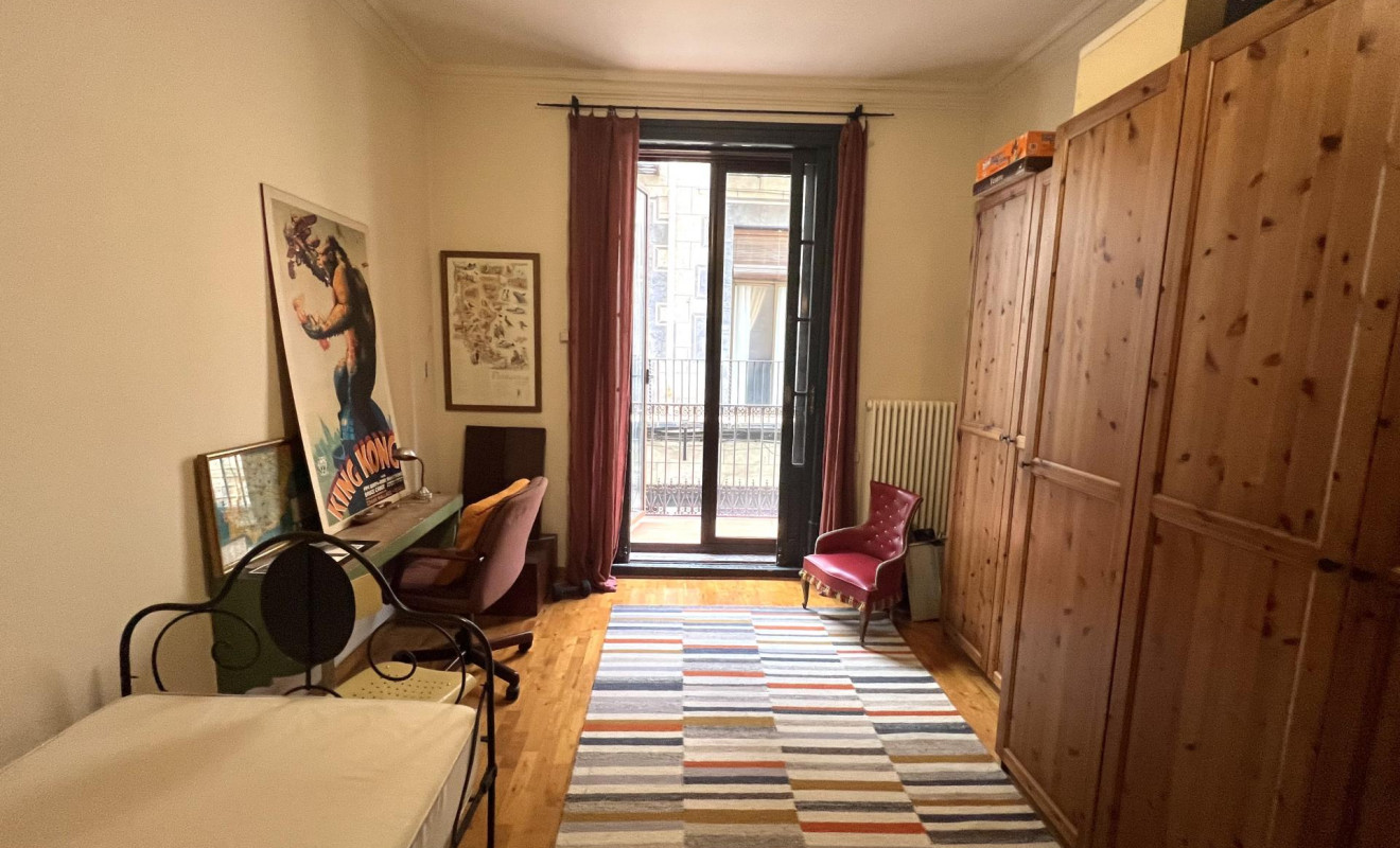 Reventa - Apartamento / piso - Barcelona - Ciutat Vella / Sant Pere