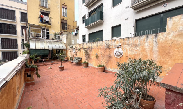 Reventa - Apartamento / piso - Barcelona - Ciutat Vella / Sant Pere