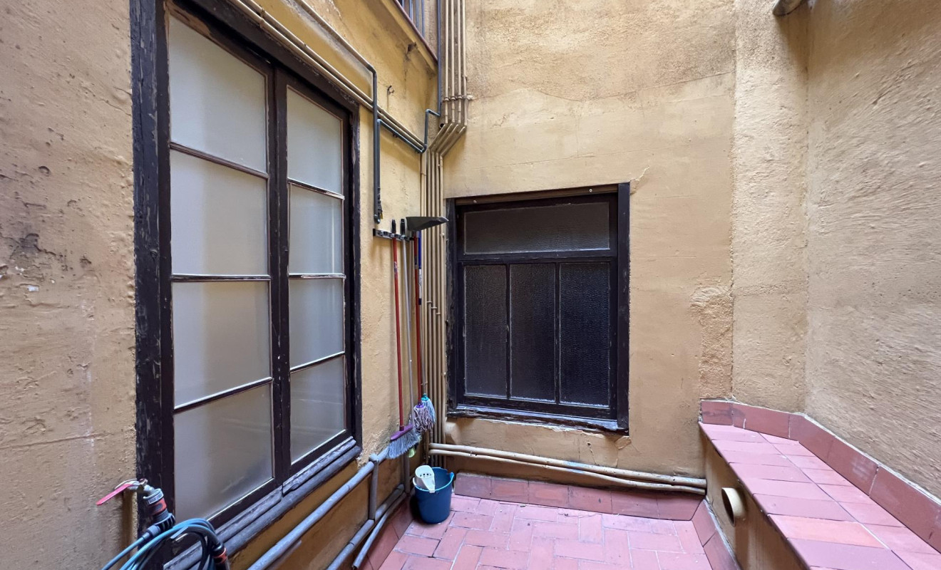 Reventa - Apartamento / piso - Barcelona - Ciutat Vella / Sant Pere