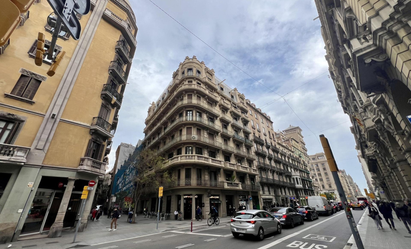 Reventa - Apartamento / piso - Barcelona - Ciutat Vella / Sant Pere