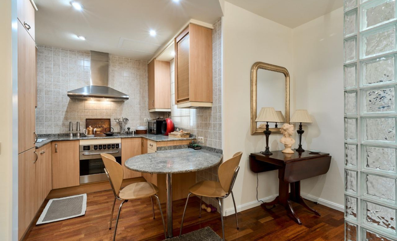 Reventa - Apartamento / piso - Barcelona - Eixample / Nova Esquerra Eixample