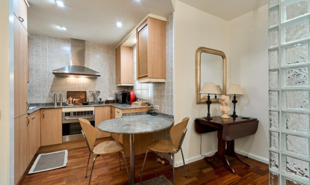 Reventa - Apartamento / piso - Barcelona - Eixample / Nova Esquerra Eixample