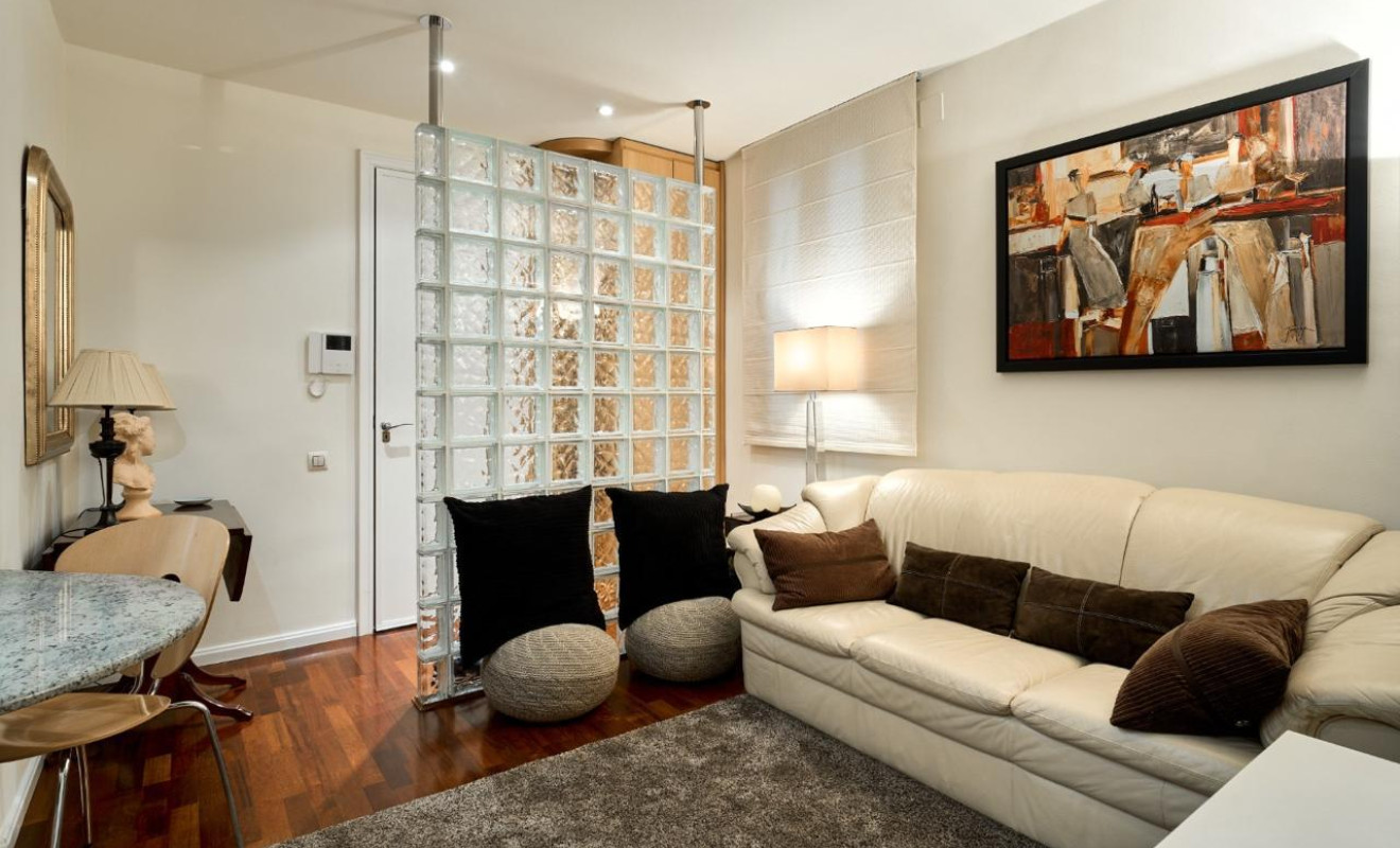 Reventa - Apartamento / piso - Barcelona - Eixample / Nova Esquerra Eixample