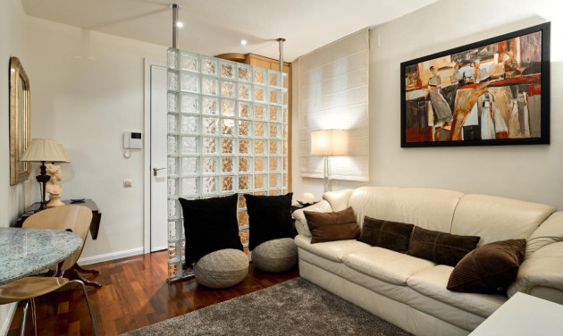 Reventa - Apartamento / piso - Barcelona - Eixample / Nova Esquerra Eixample