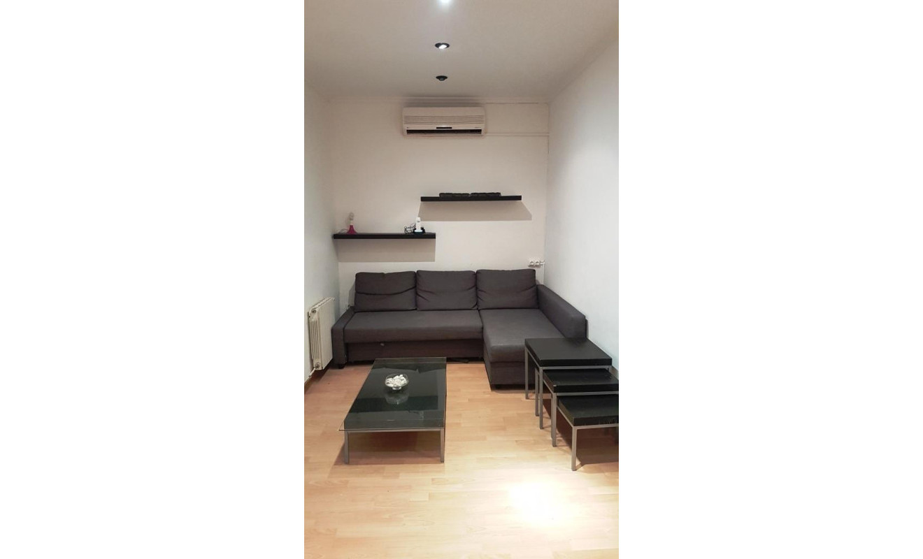 Resale - Bajos con jardin - Barcelona - Horta - Guinardó / El Guinardó