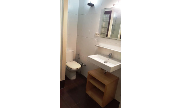 Resale - Bajos con jardin - Barcelona - Horta - Guinardó / El Guinardó
