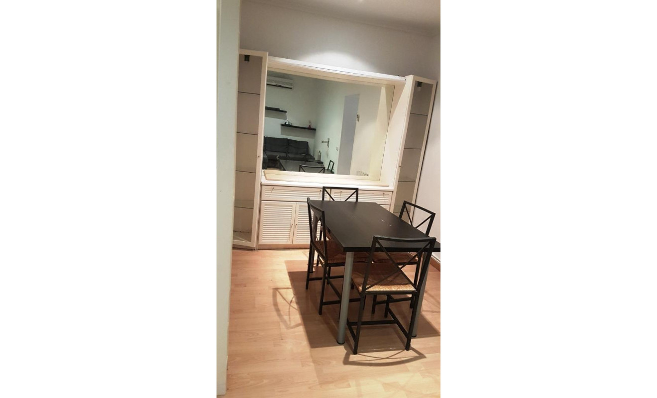 Resale - Bajos con jardin - Barcelona - Horta - Guinardó / El Guinardó