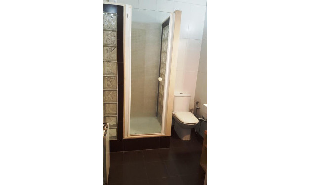 Resale - Bajos con jardin - Barcelona - Horta - Guinardó / El Guinardó