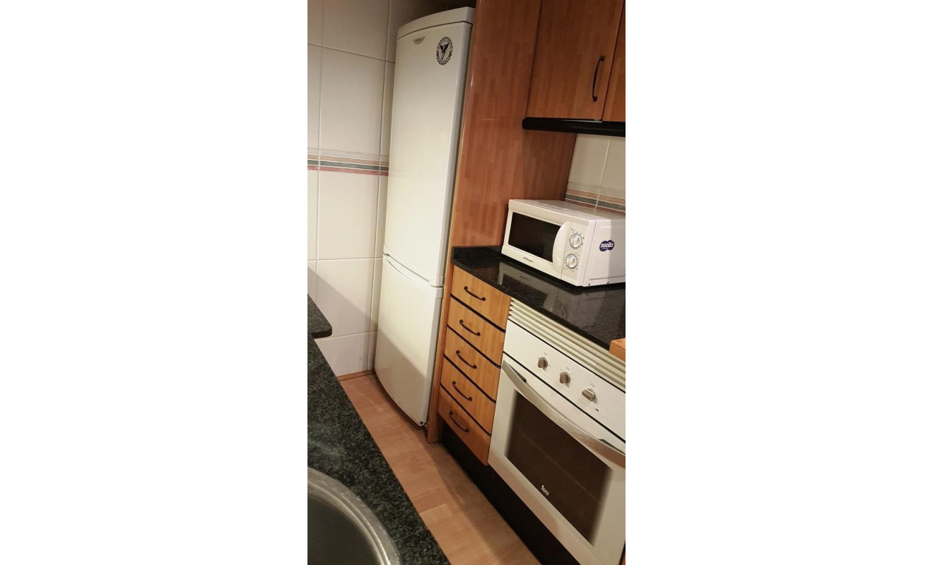 Resale - Bajos con jardin - Barcelona - Horta - Guinardó / El Guinardó