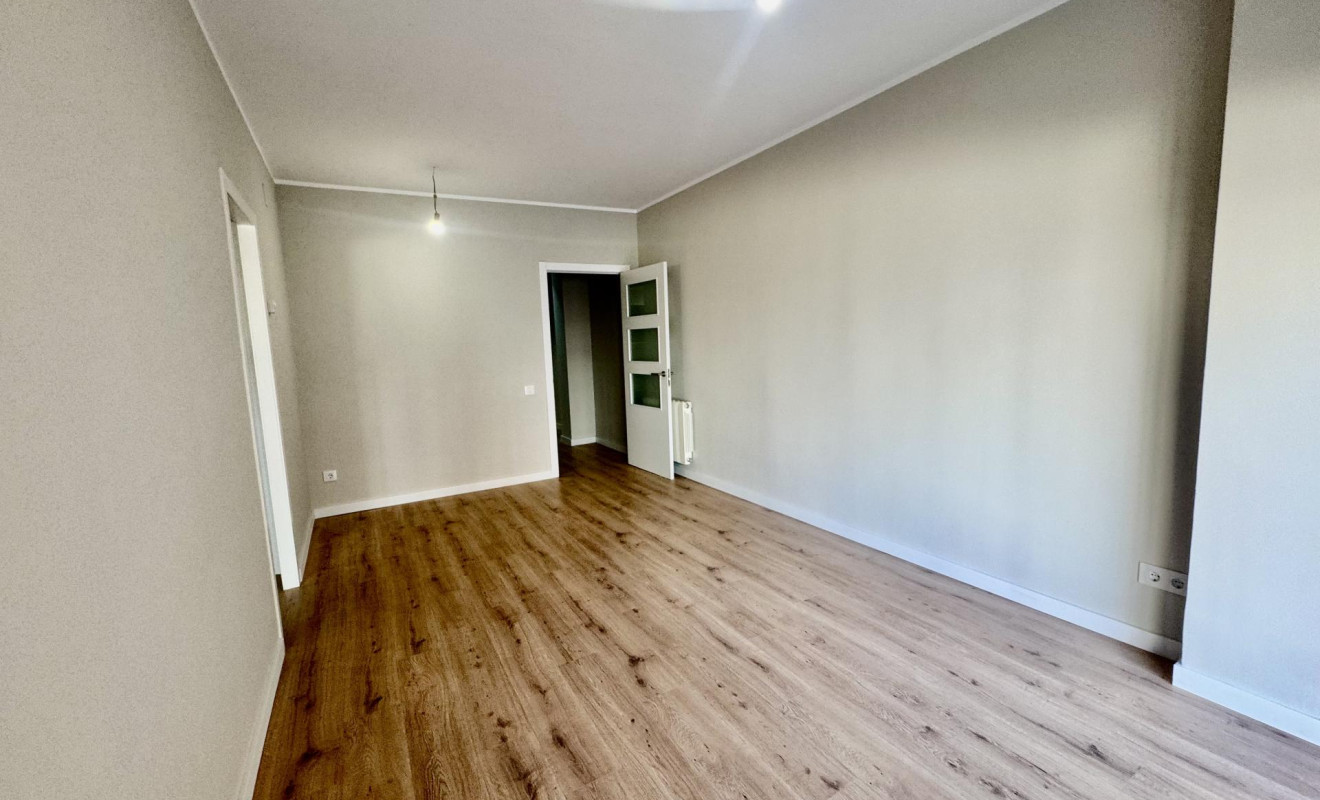 Reventa - Apartamento / piso - Barcelona - Eixample / Sagrada Família