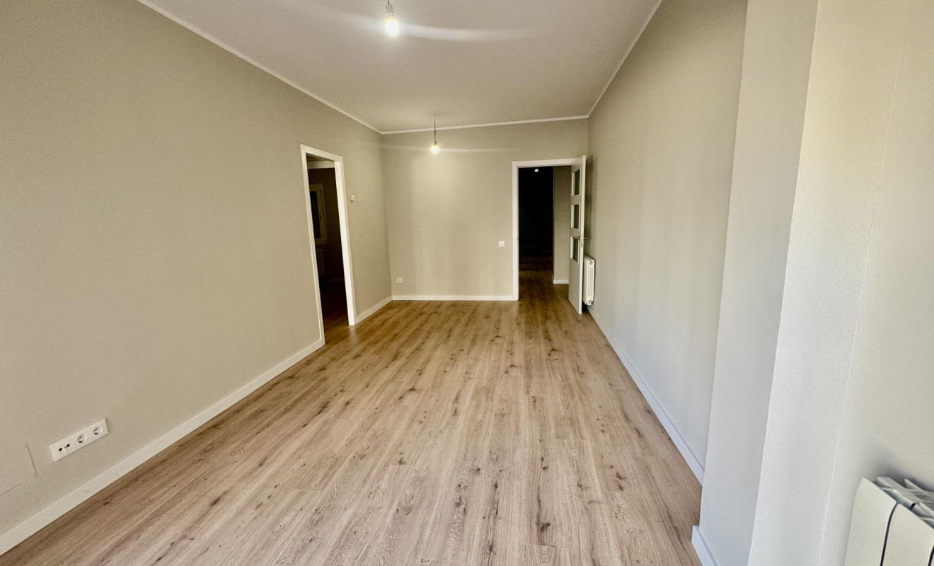 Reventa - Apartamento / piso - Barcelona - Eixample / Sagrada Família
