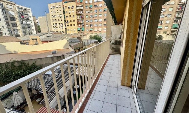 Reventa - Apartamento / piso - Barcelona - Eixample / Sagrada Família