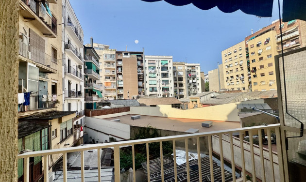 Reventa - Apartamento / piso - Barcelona - Eixample / Sagrada Família