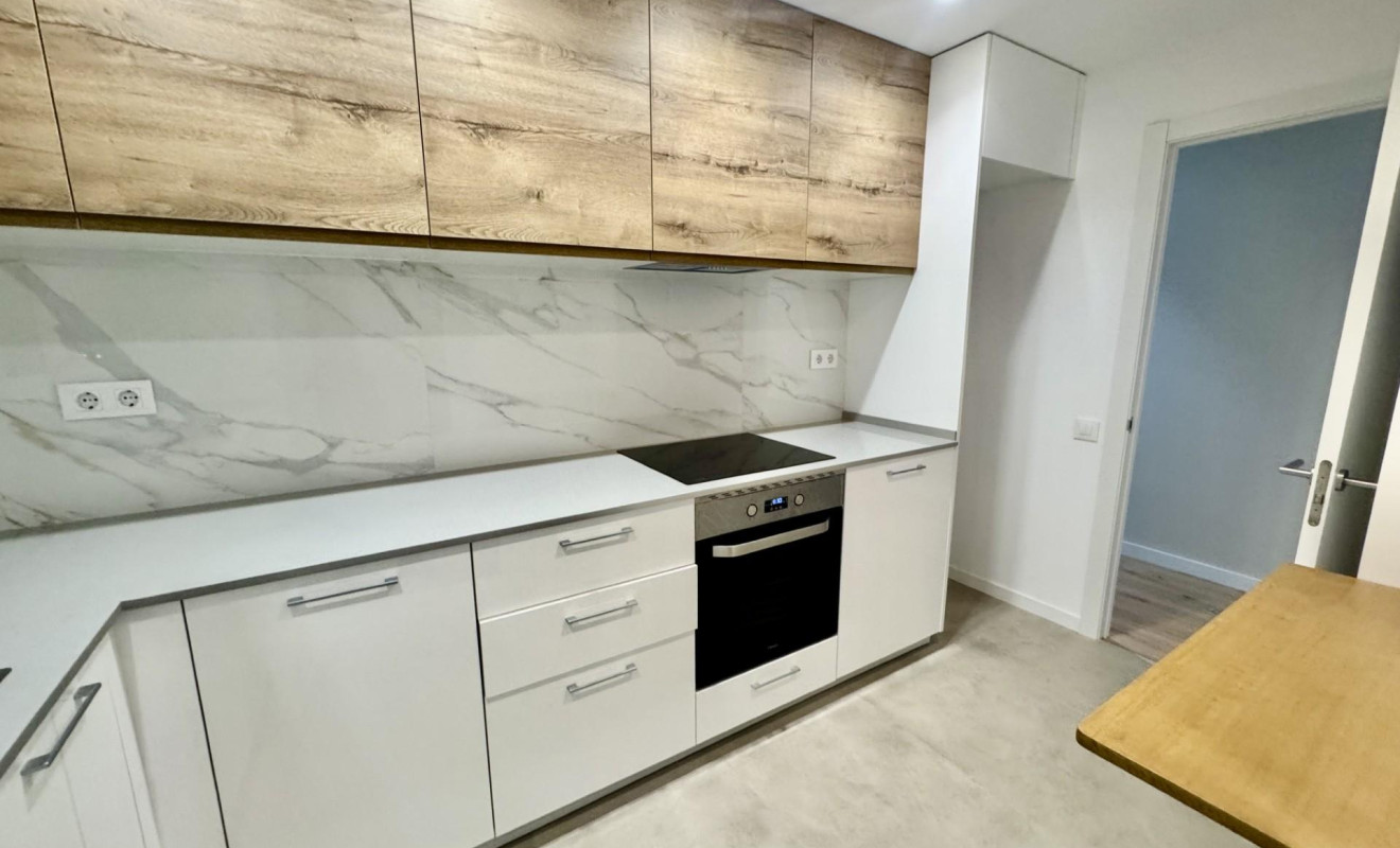 Reventa - Apartamento / piso - Barcelona - Eixample / Sagrada Família