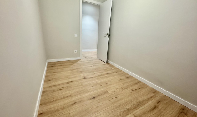 Reventa - Apartamento / piso - Barcelona - Eixample / Sagrada Família
