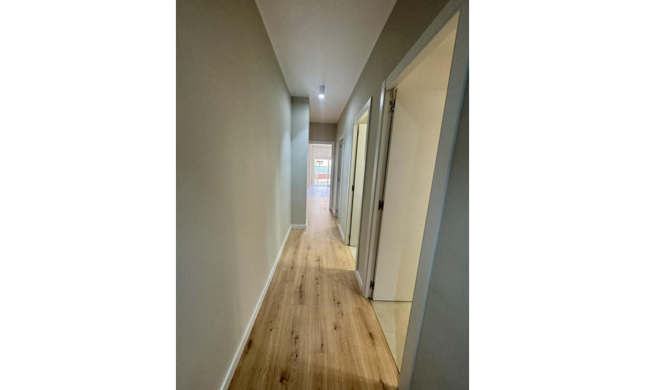 Reventa - Apartamento / piso - Barcelona - Eixample / Sagrada Família
