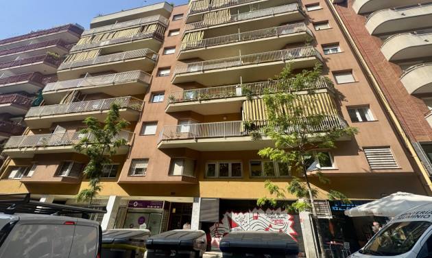 Reventa - Apartamento / piso - Barcelona - Eixample / Sagrada Família