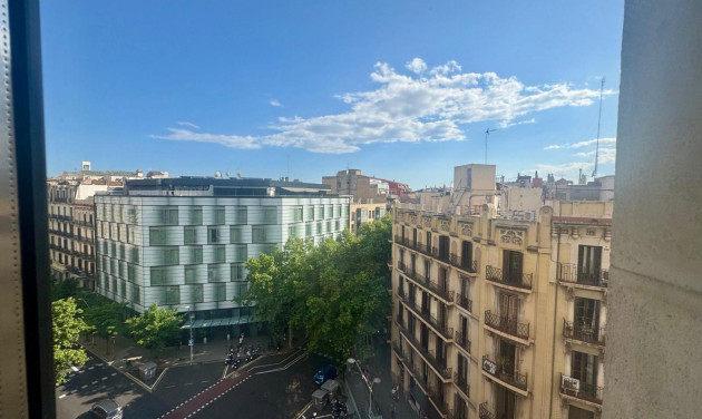 Reventa - Apartamento / piso - Barcelona - Eixample / Antiga Esquerra Eixample