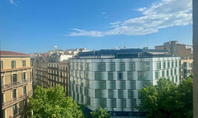 Reventa - Apartamento / piso - Barcelona - Eixample / Antiga Esquerra Eixample
