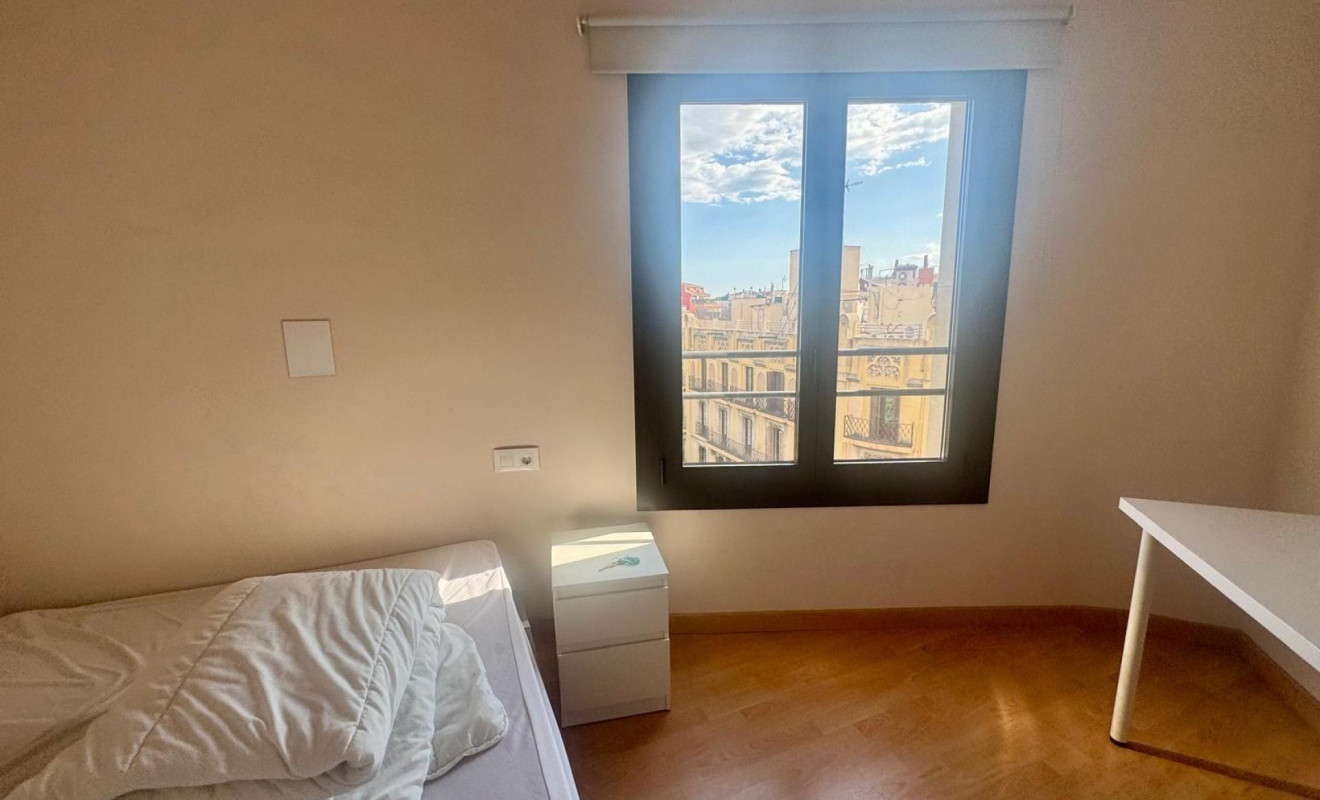 Reventa - Apartamento / piso - Barcelona - Eixample / Antiga Esquerra Eixample