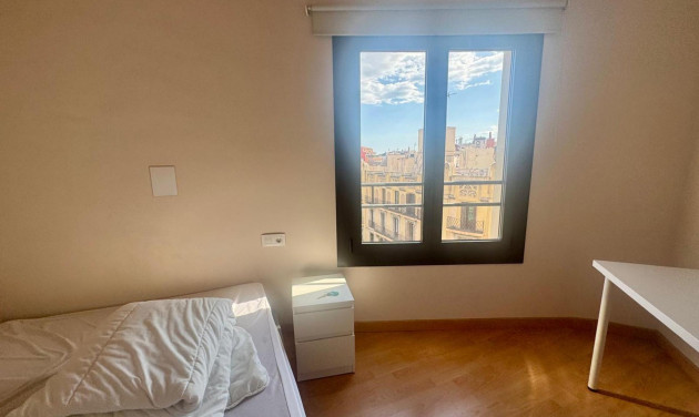 Reventa - Apartamento / piso - Barcelona - Eixample / Antiga Esquerra Eixample