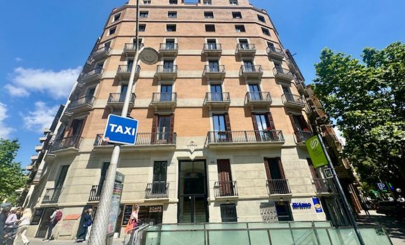 Reventa - Apartamento / piso - Barcelona - Eixample / Antiga Esquerra Eixample
