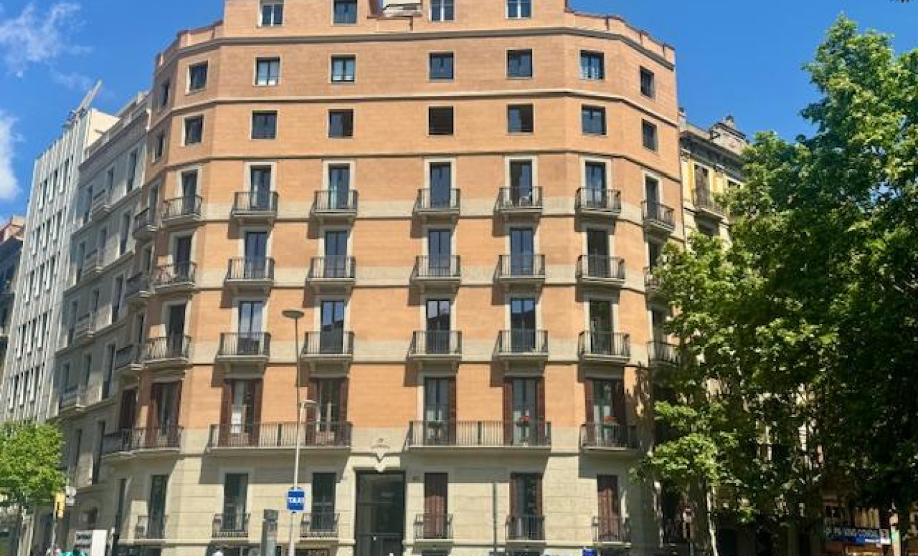 Reventa - Apartamento / piso - Barcelona - Eixample / Antiga Esquerra Eixample