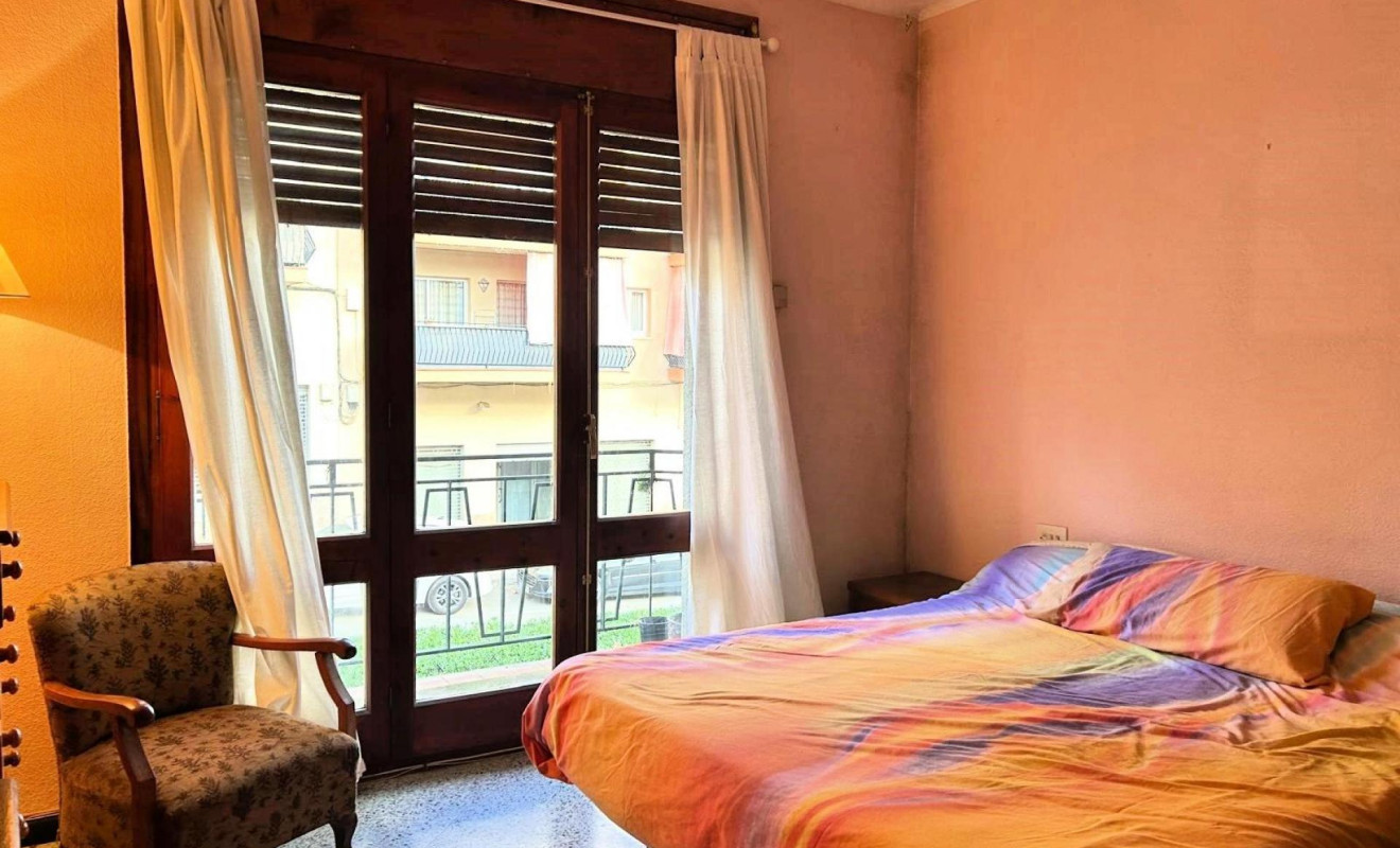 Resale - Apartment / flat - Canet de Mar