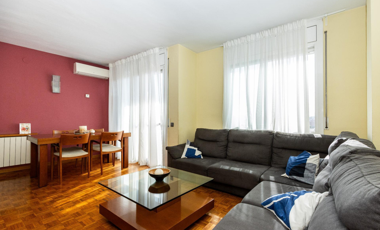 Reventa - Apartamento / piso - Sabadell - Gràcia