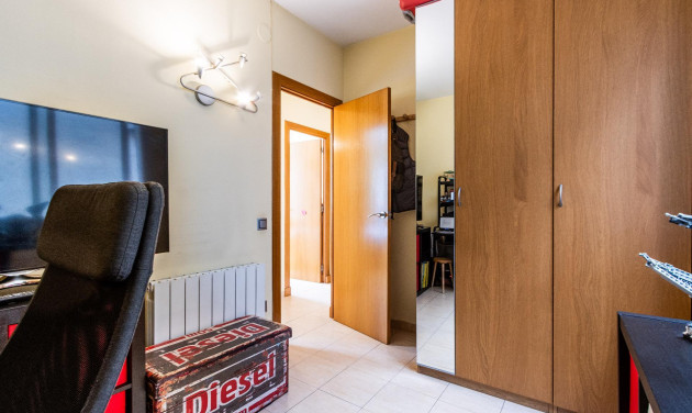 Reventa - Apartamento / piso - Sabadell - Gràcia