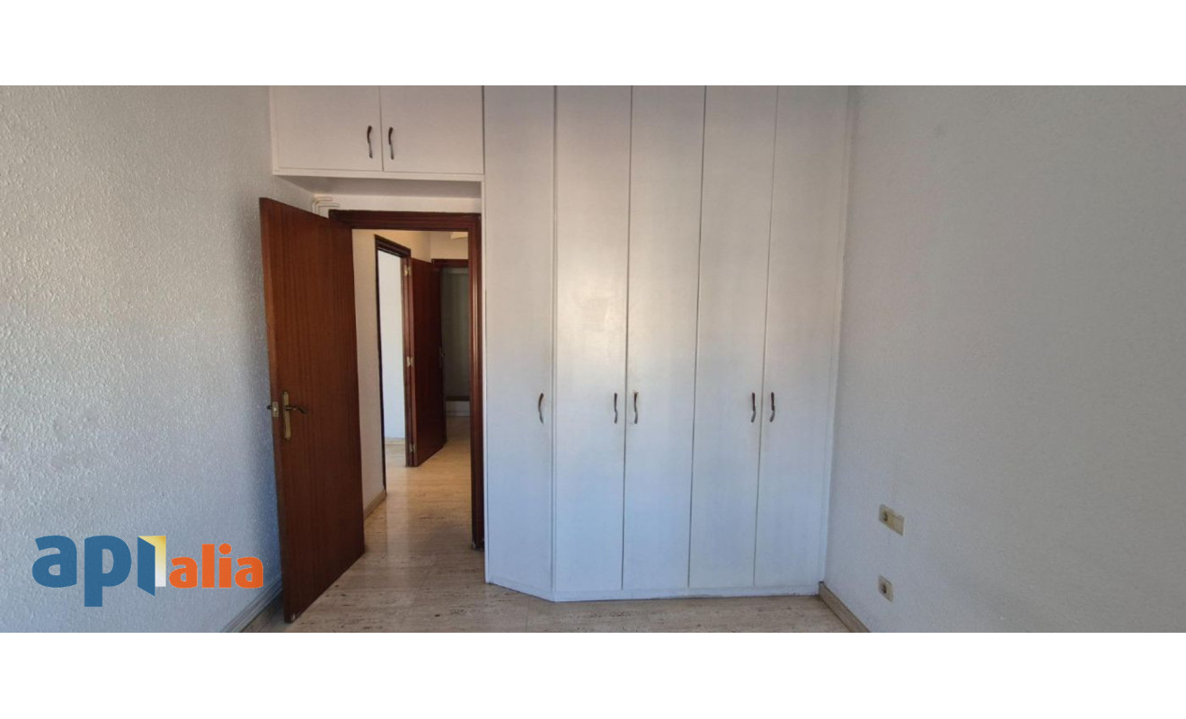 Reventa - Apartamento / piso - Barcelona - Les Corts / Les Corts