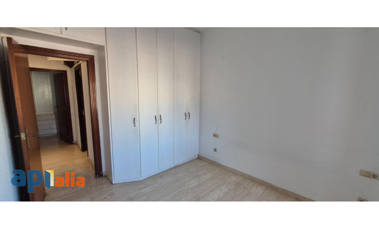 Reventa - Apartamento / piso - Barcelona - Les Corts / Les Corts