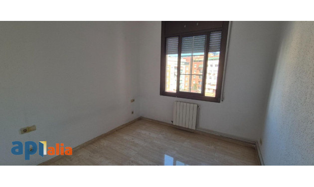 Reventa - Apartamento / piso - Barcelona - Les Corts / Les Corts