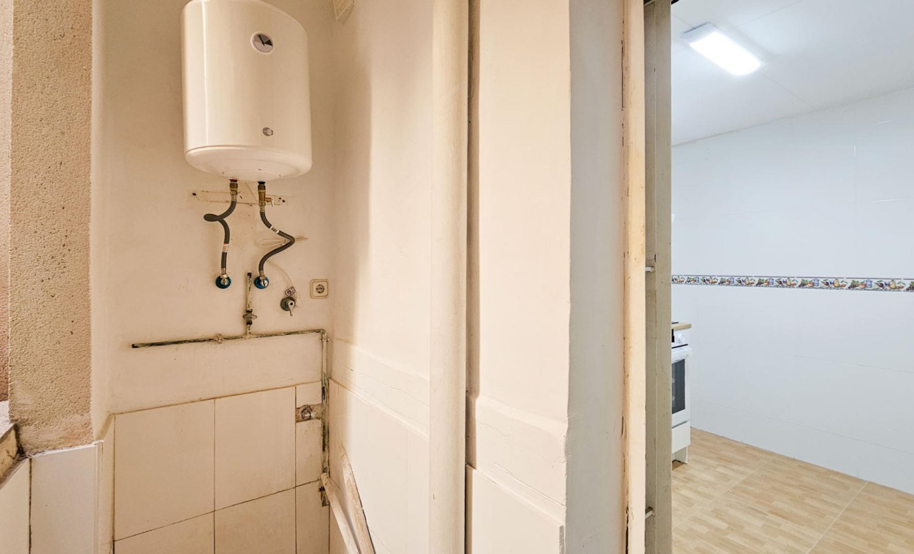 Reventa - Apartamento / piso - Barcelona - Nou Barris / Can Peguera