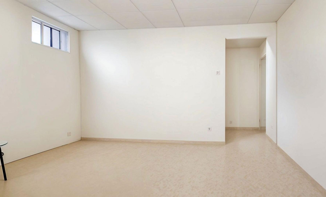 Reventa - Apartamento / piso - Barcelona - Nou Barris / Can Peguera
