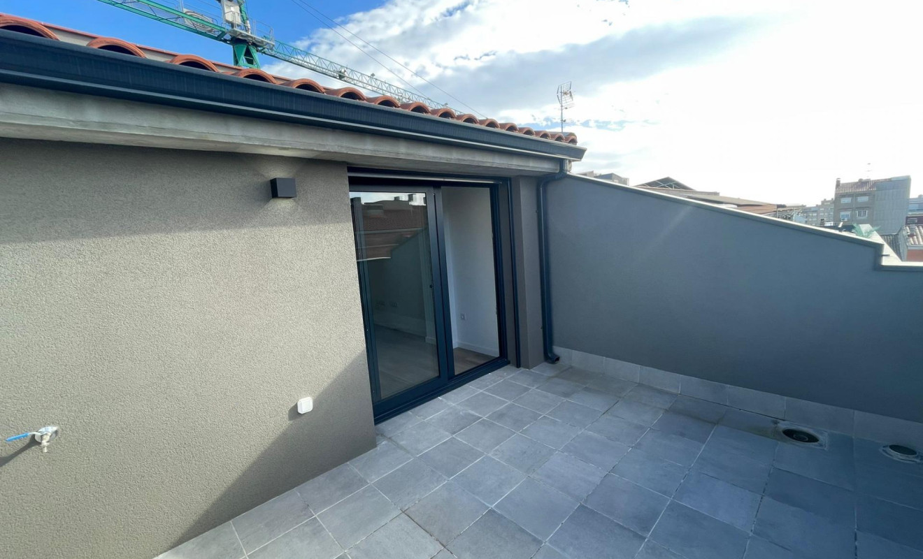 Obra nueva - Duplex - Terrassa - Sant Pere